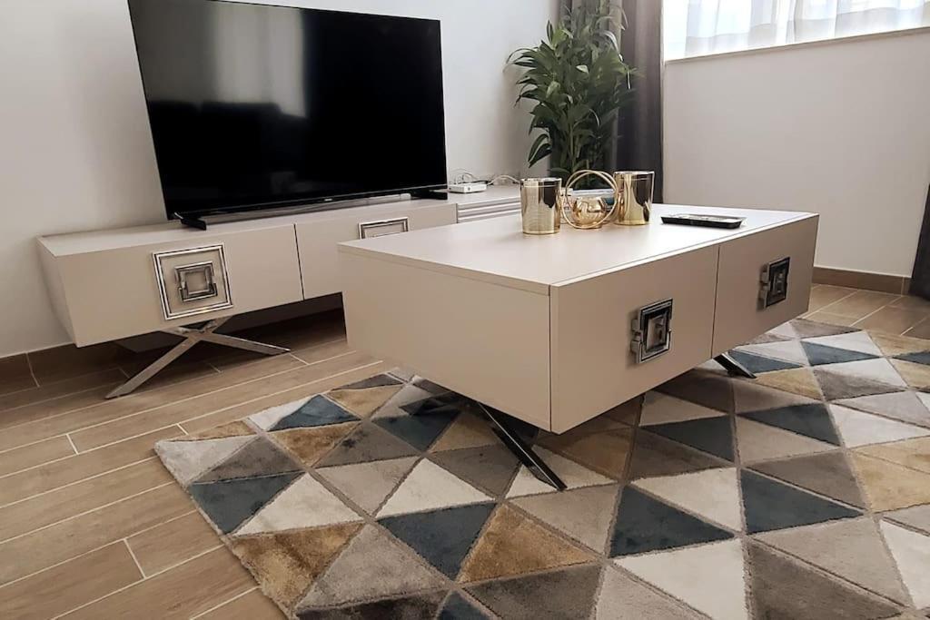 Luxury Apartment In Yas Island Αμπού Ντάμπι Εξωτερικό φωτογραφία